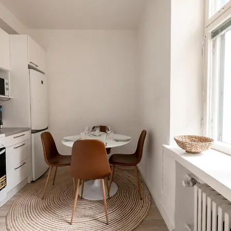 --2ndhomes Cozy Courtyard With Location In Kamppi-- 公寓 赫尔辛基