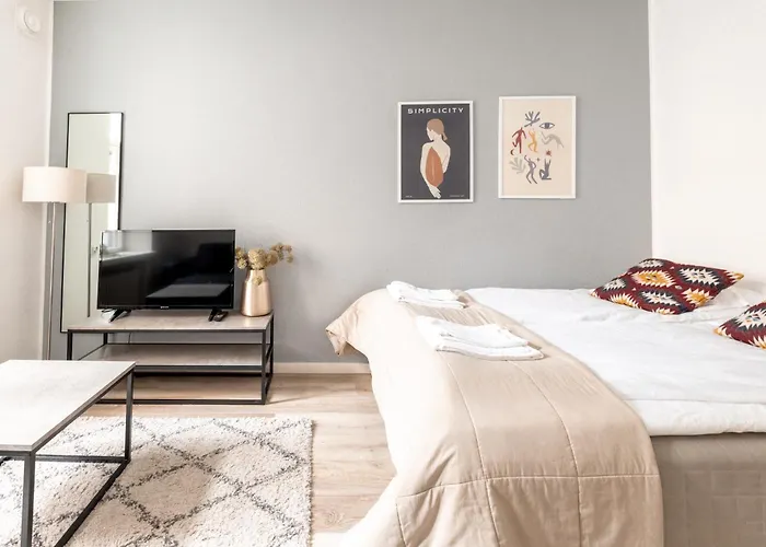 --2ndhomes Cozy Courtyard With Location In Kamppi-- *