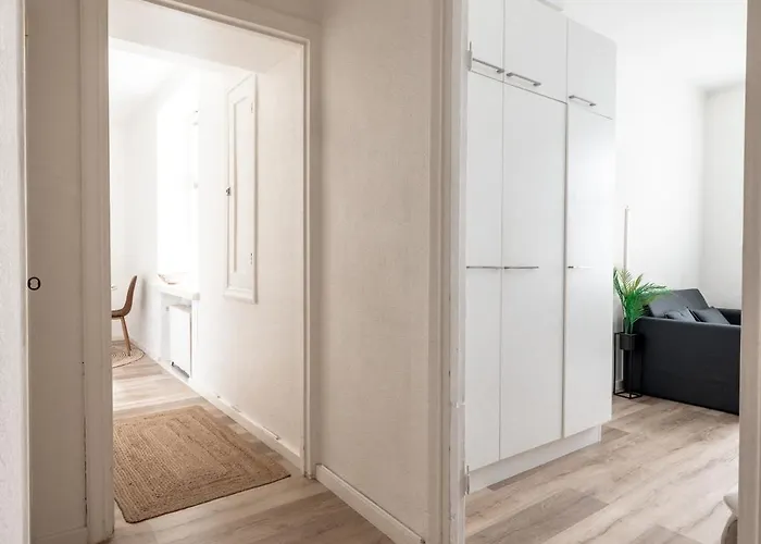 --2ndhomes Cozy Courtyard With Location In Kamppi-- *