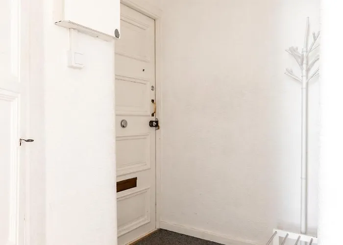 Apartment --2ndhomes Cozy Courtyard With Location In Kamppi--